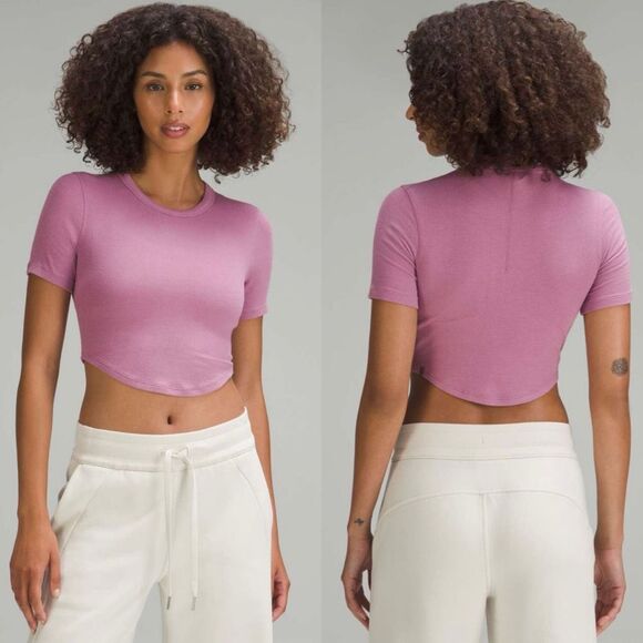 Lululemon Hold Tight Cropped T-Shirt Velvet Dust Short Sleeves Ribbed Pink Gym 6 - Picture 1 of 7